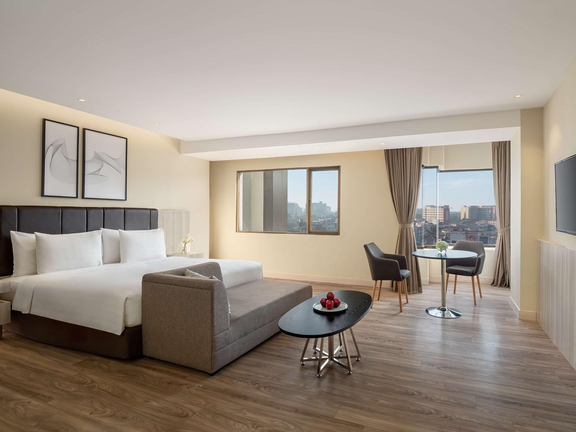 Aiho Hotel מדאן מראה חיצוני תמונה