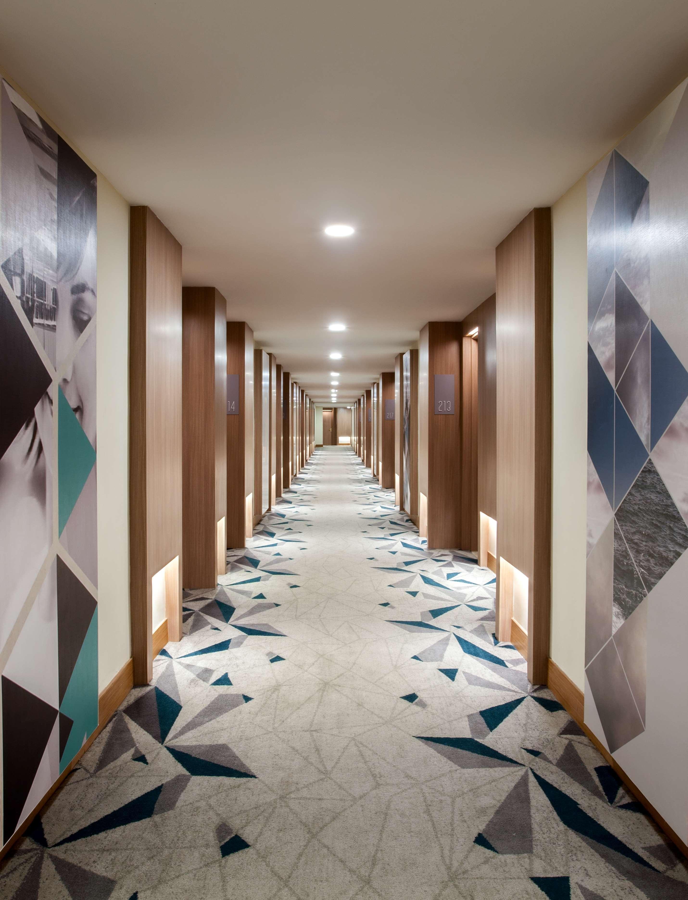 Aiho Hotel מדאן מראה חיצוני תמונה