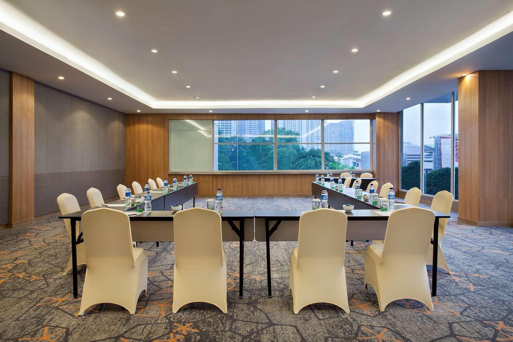 Aiho Hotel מדאן עסק תמונה